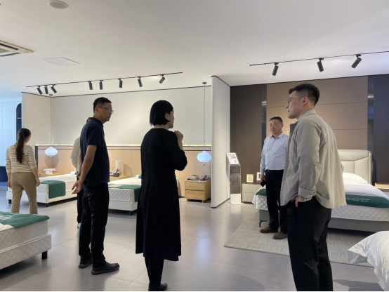 1728873435370640.png image.png